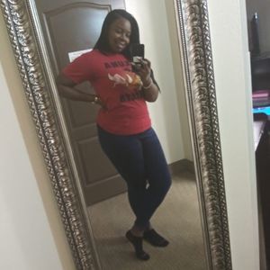 Meet your Posher, Lashae